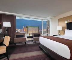 Aria Resort & Casino Las Vegas: Resort Club Lounge - King Room