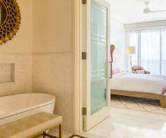 Baha Mar Casino Bahamas: One-Bedroom Fountain View Residence with One King Bed (East Tower)