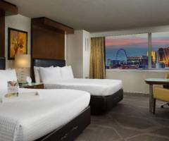 The Mirage Hotel & Casino Las Vegas: Stay Well Two Queen