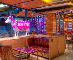 Cosmopolitan of Las Vegas: Holsteins